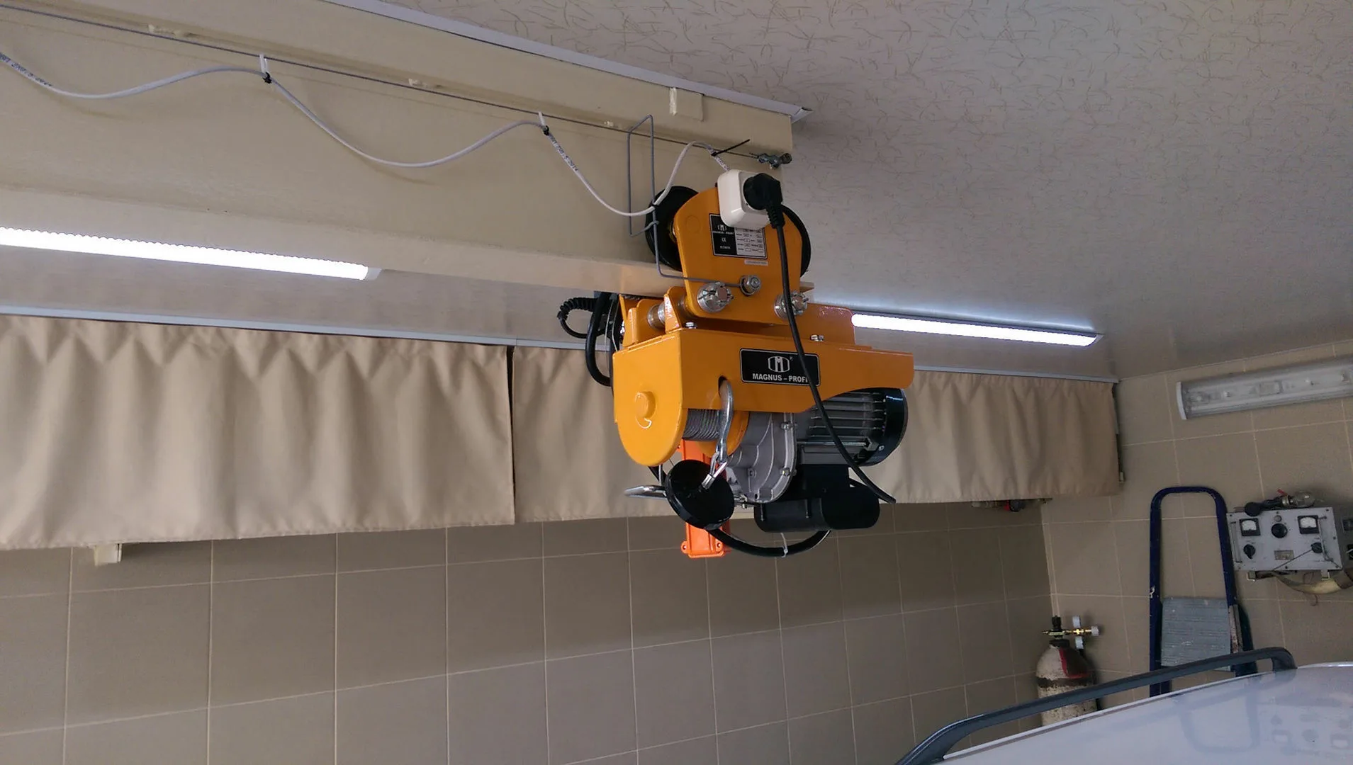 The Safest Way to Test Garage Door Auto-Reverse Functions