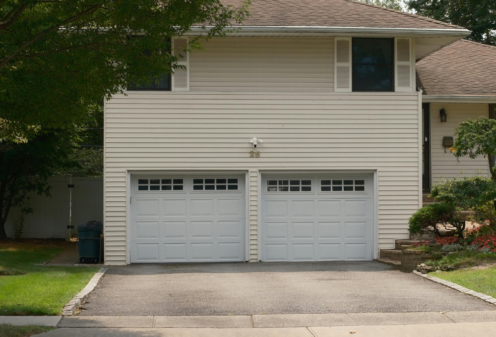 Emergency Garage Door Repair in Los Altos