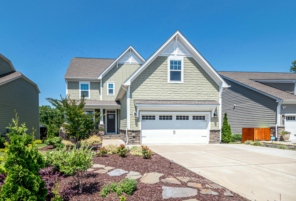Garage Door Inspection in Alamitos Beach